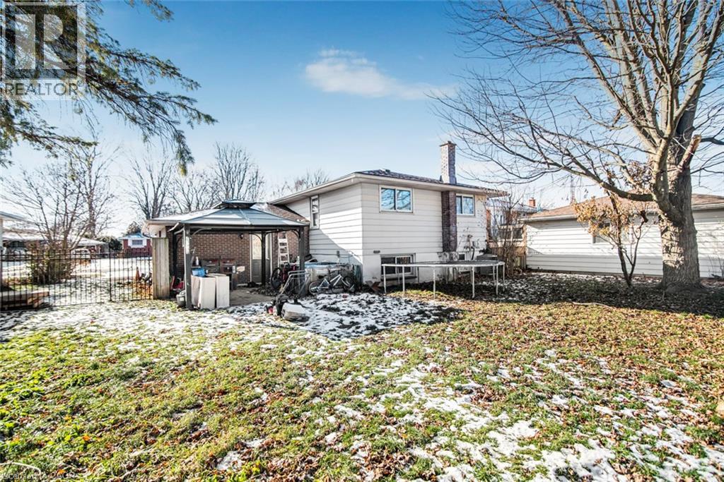 171 KNEIDER AVENUE - 39