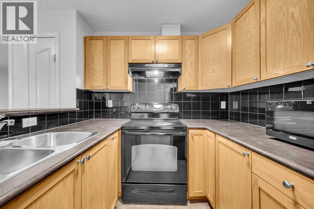 Single Family House for Sale in   Chaparral Ravine View SE Chaparral Calgary 