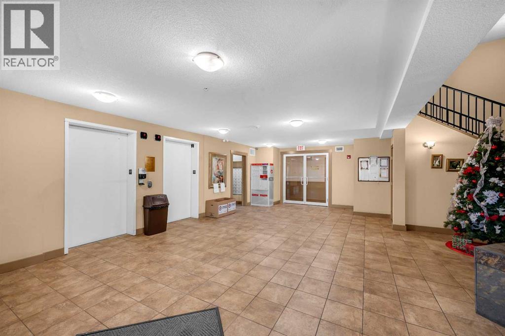 Single Family House for Sale in   Chaparral Ravine View SE Chaparral Calgary 