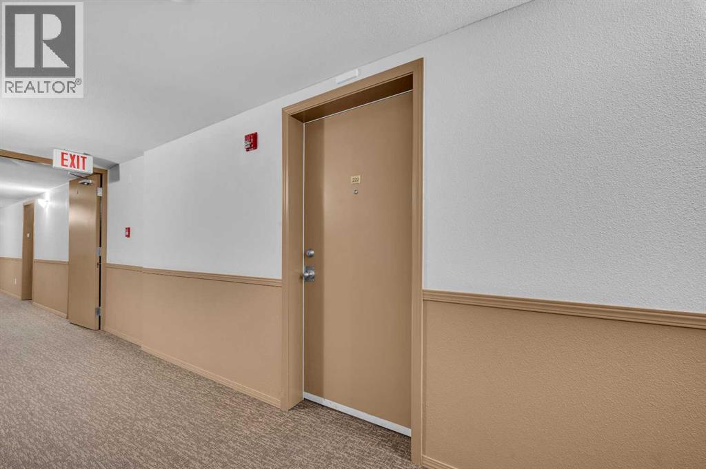 Single Family House for Sale in   Chaparral Ravine View SE Chaparral Calgary 