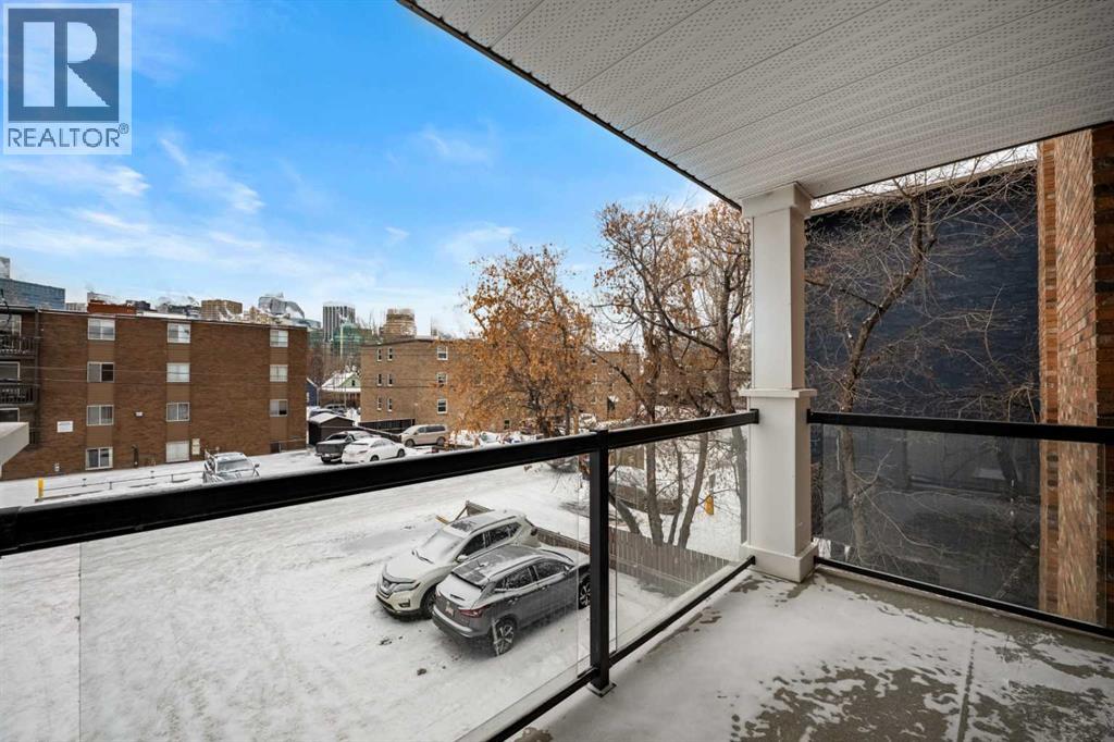 Single Family House for Sale in    Avenue NW Sunnyside Calgary 