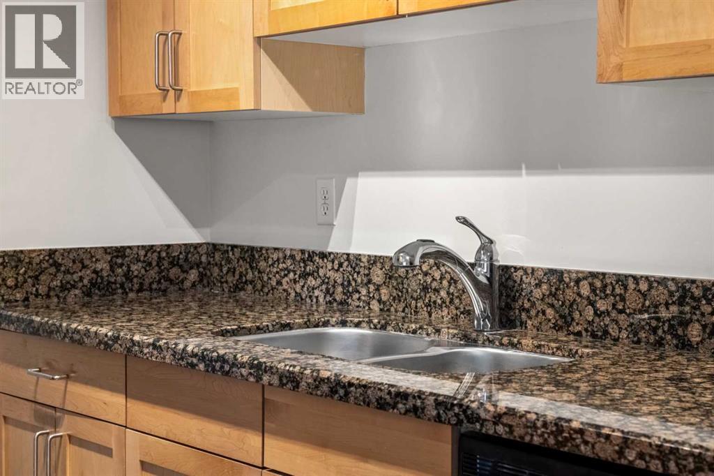 Single Family House for Sale in    Avenue NW Sunnyside Calgary 