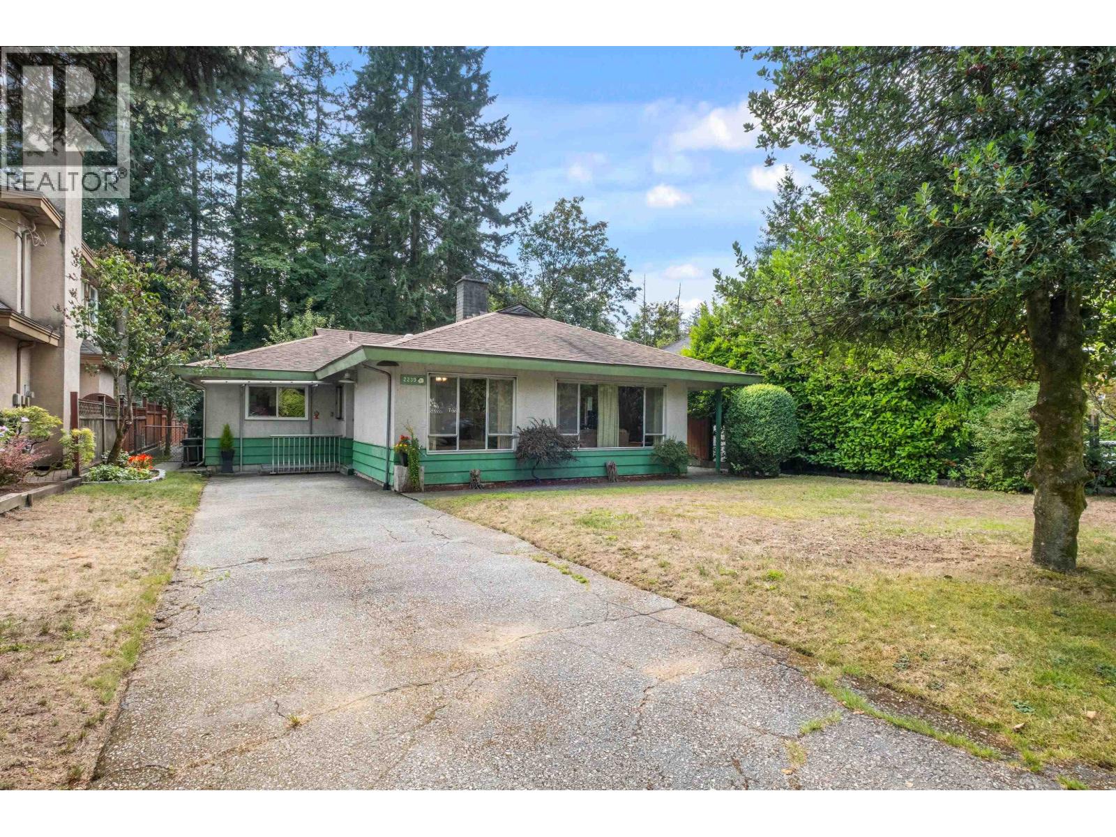 2239 WINDRIDGE DRIVE, North Vancouver