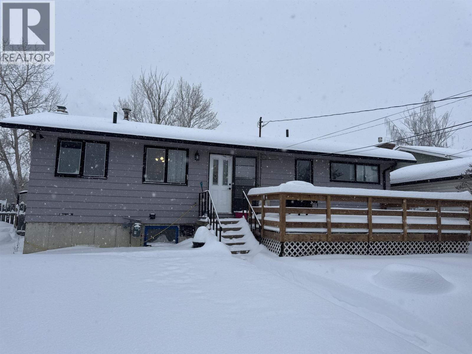 9908 111 AVENUE, Fort St. John