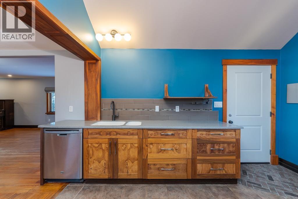 794 WINNIPEG STREET, Prince George