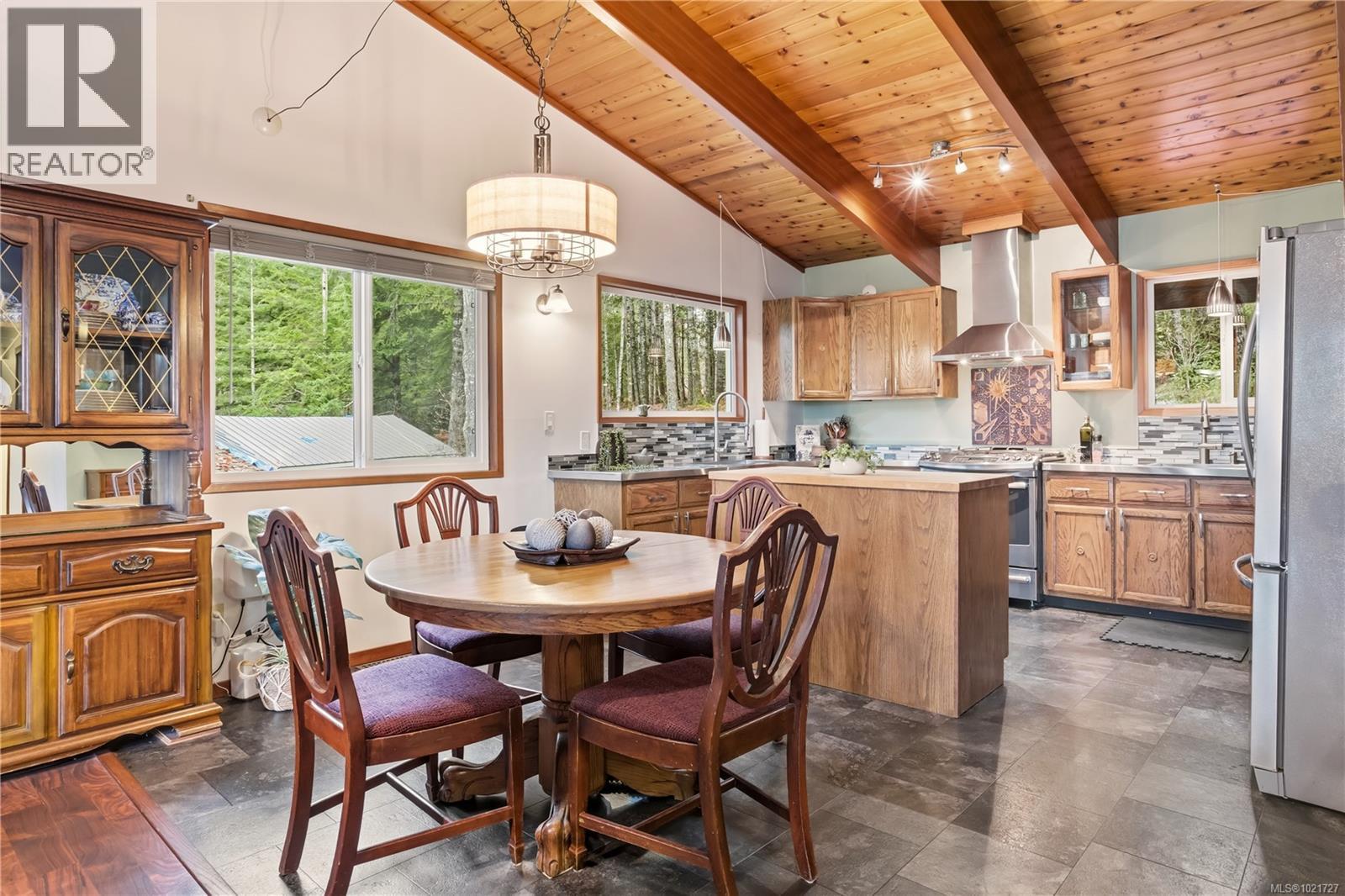 9644 Lakeshore Rd, Port Alberni