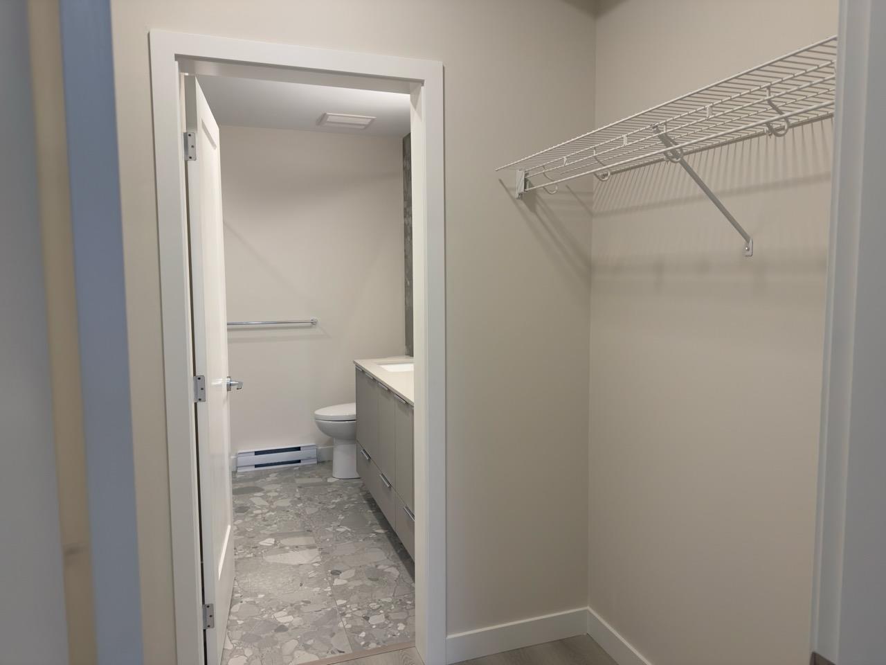 B314 20049 82 AVENUE, Langley