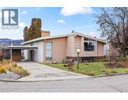  1424 Lombardy Square, Kelowna