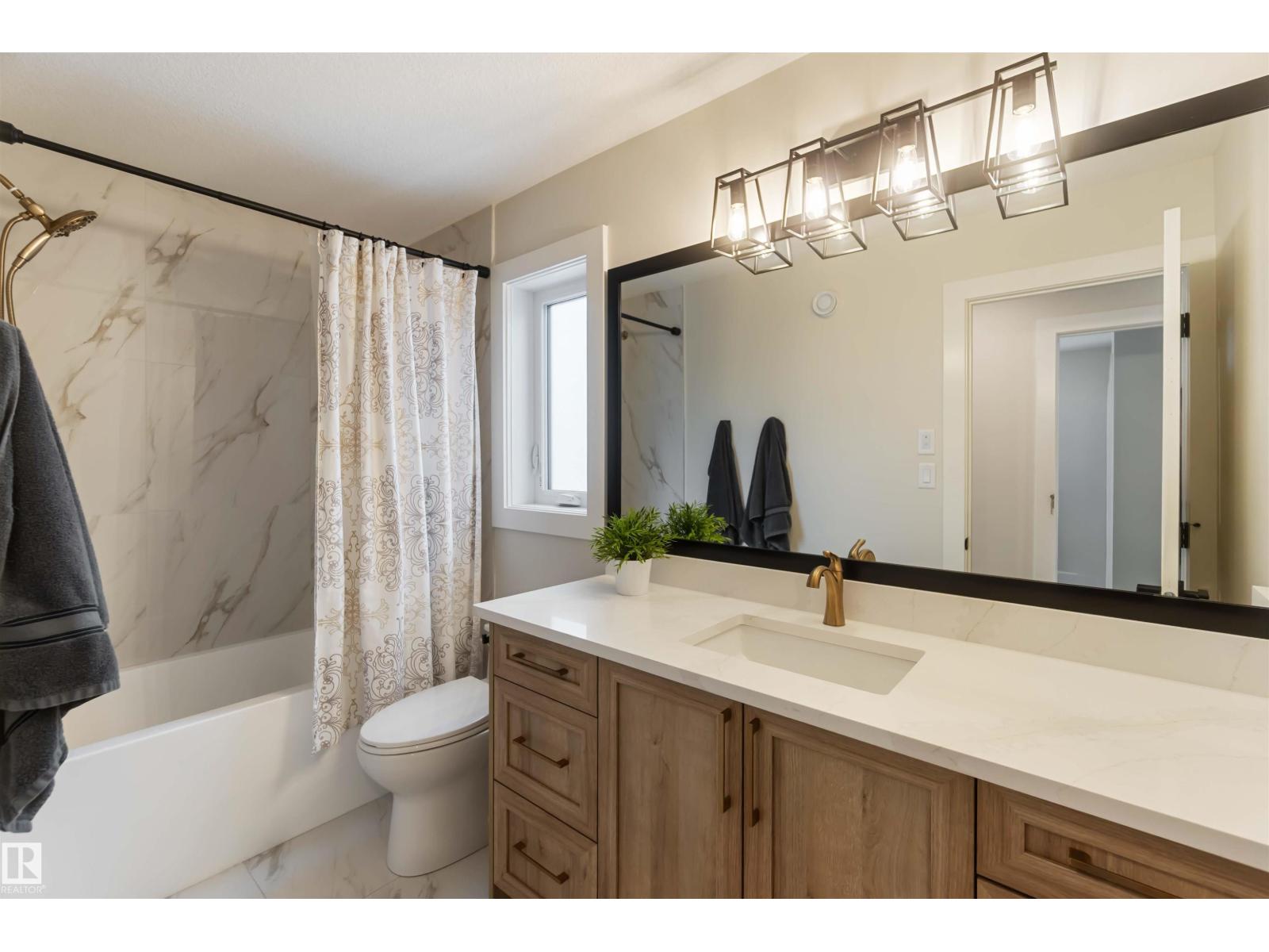 53 DEER MEADOW CR, Fort Saskatchewan