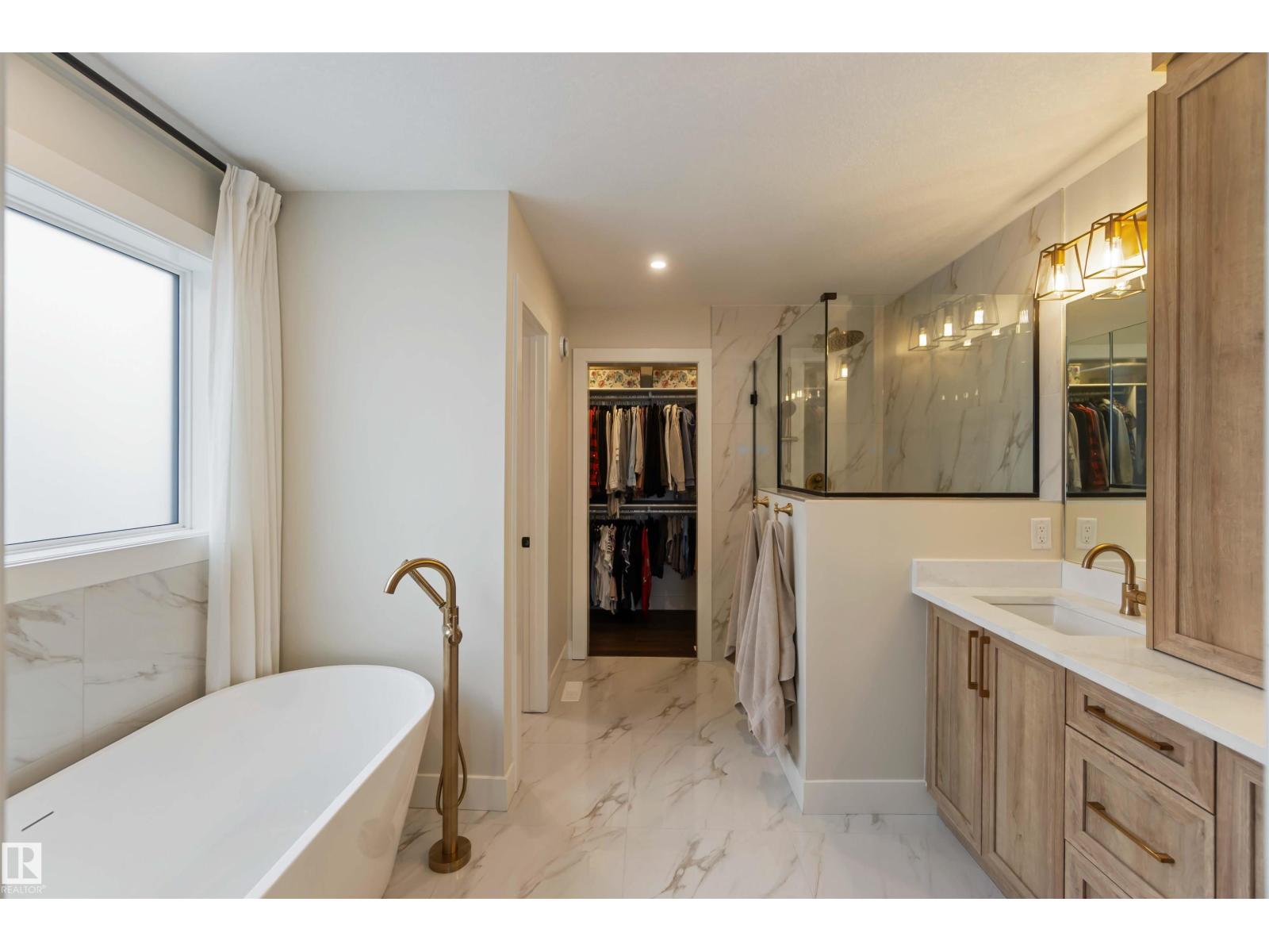 53 DEER MEADOW CR, Fort Saskatchewan