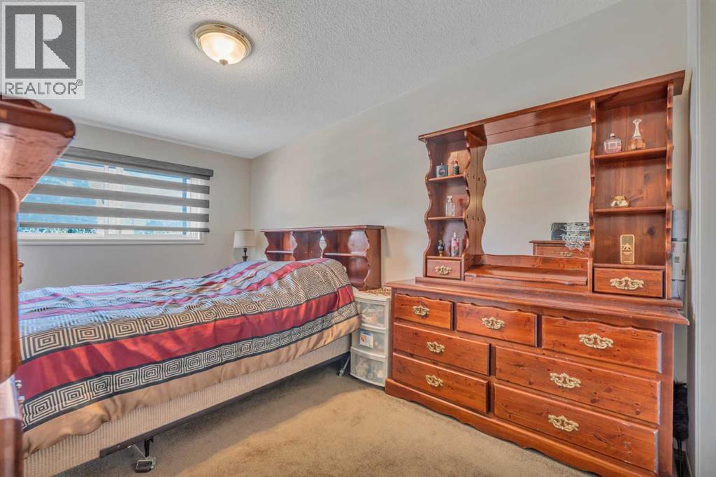 Single Family House for Sale in   Street SE Forest Heights Calgary 