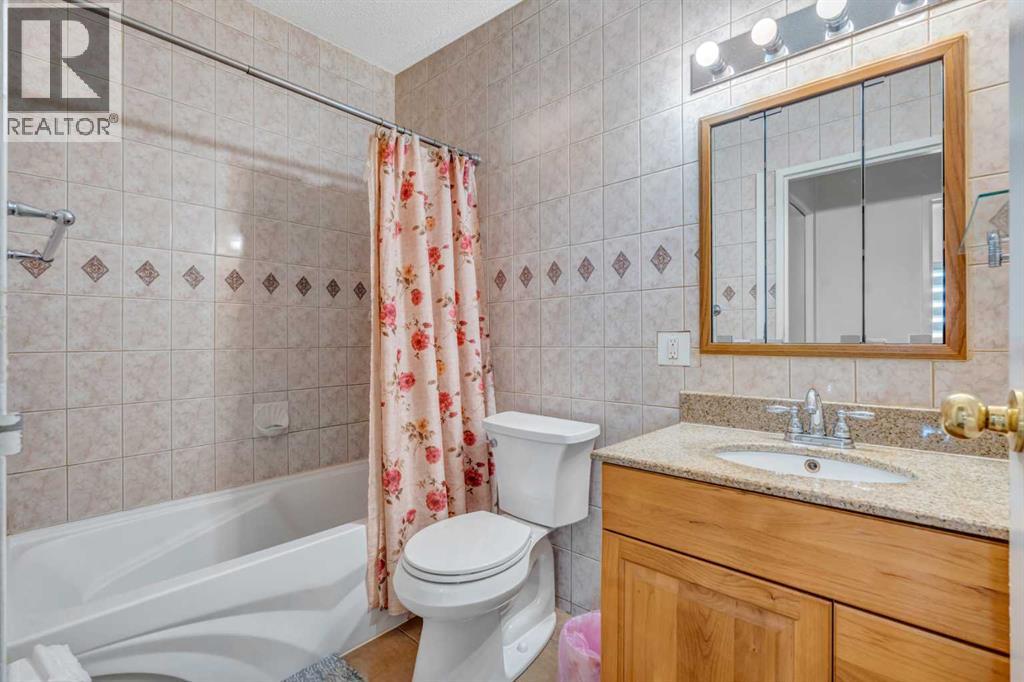 Single Family House for Sale in   Street SE Forest Heights Calgary 