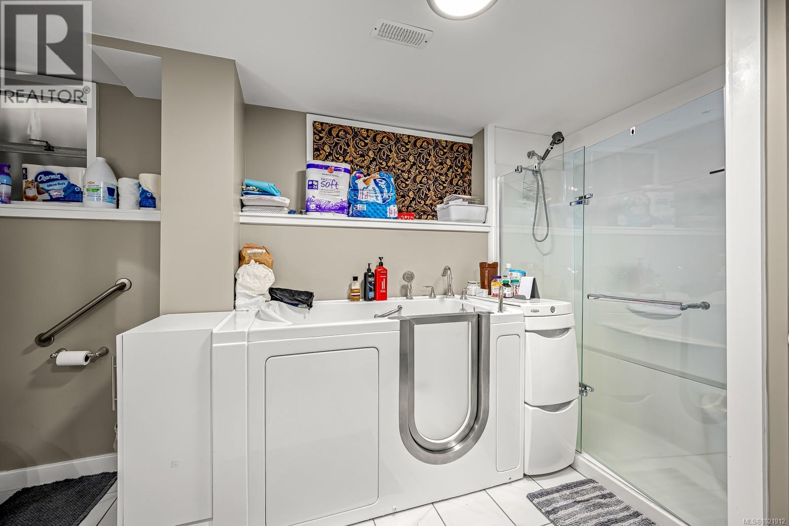 601 WARDEN Cds, Campbell River