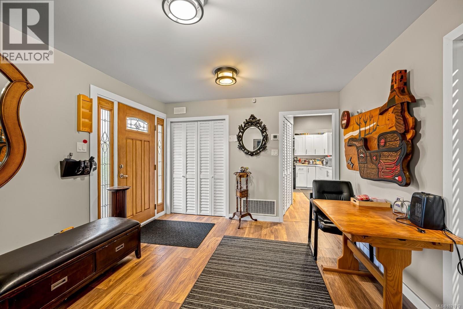 601 WARDEN Cds, Campbell River