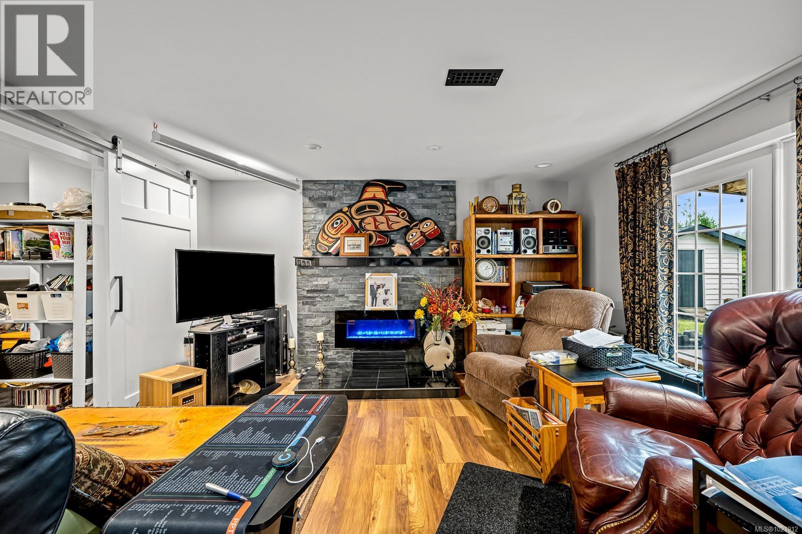 601 WARDEN Cds, Campbell River