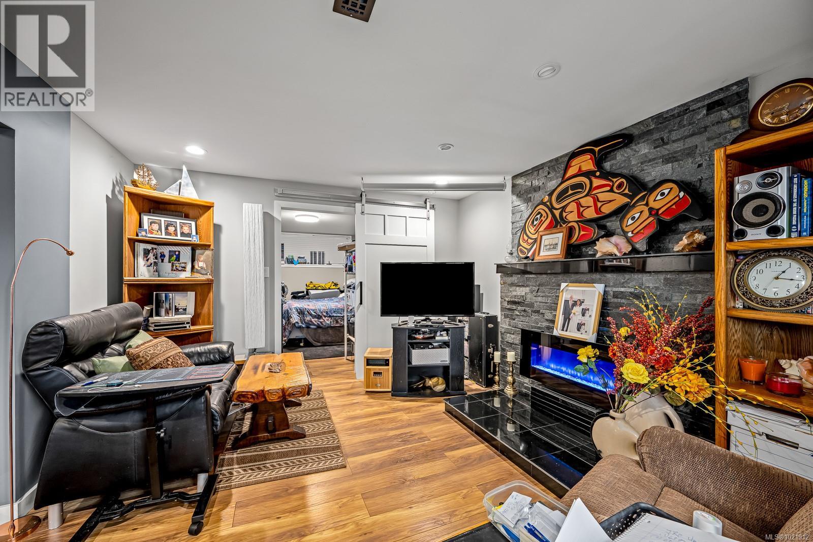 601 WARDEN Cds, Campbell River