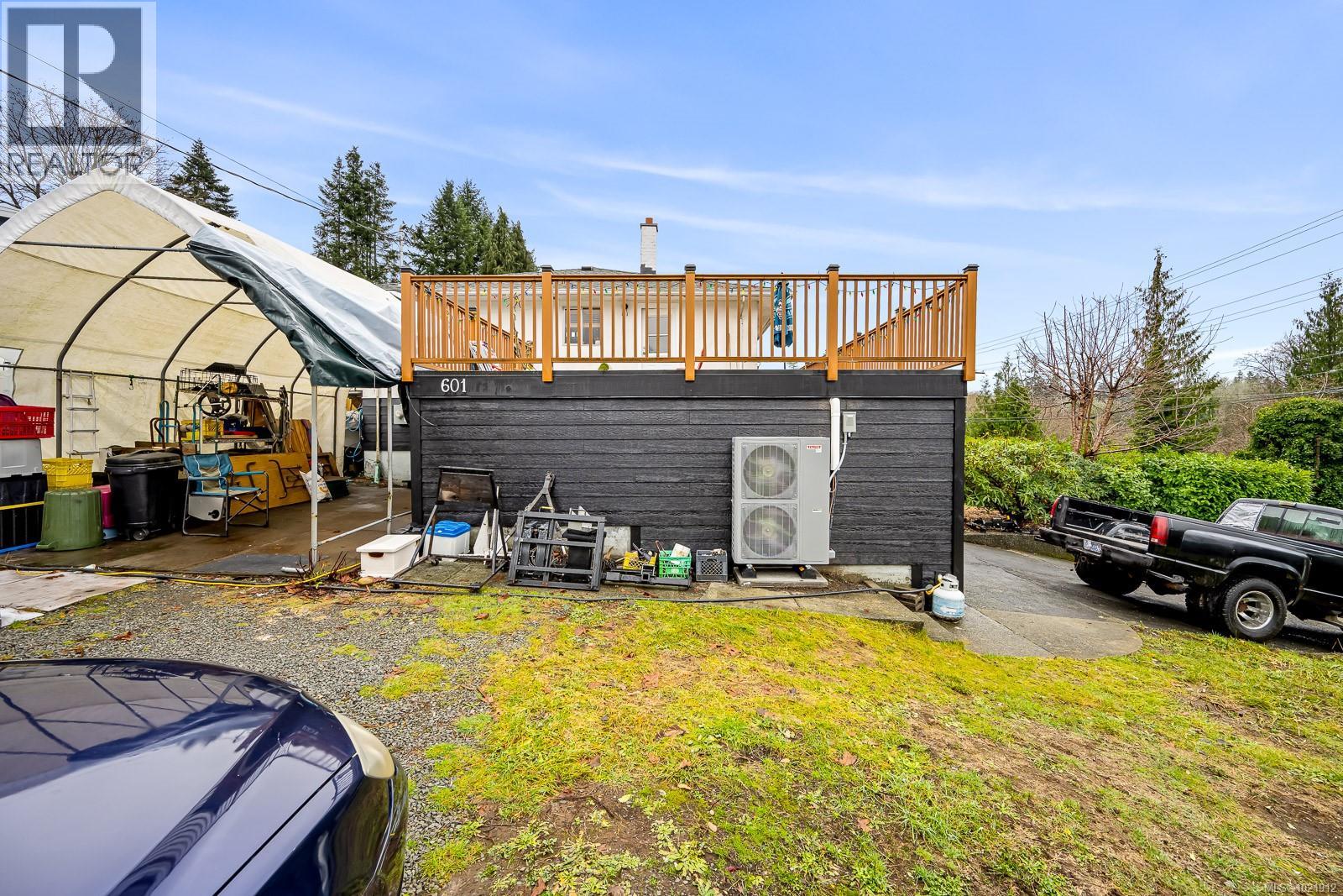 601 WARDEN Cds, Campbell River