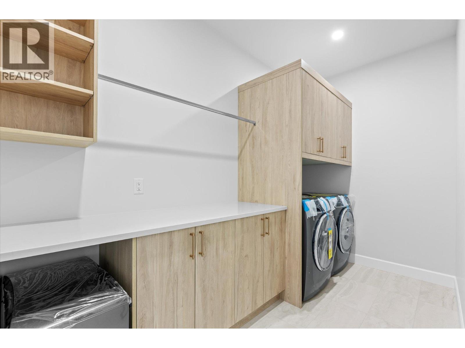  167 Heldon Court, West Kelowna