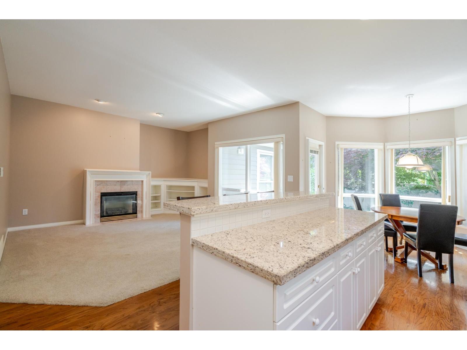 9 1881 144 STREET, Surrey