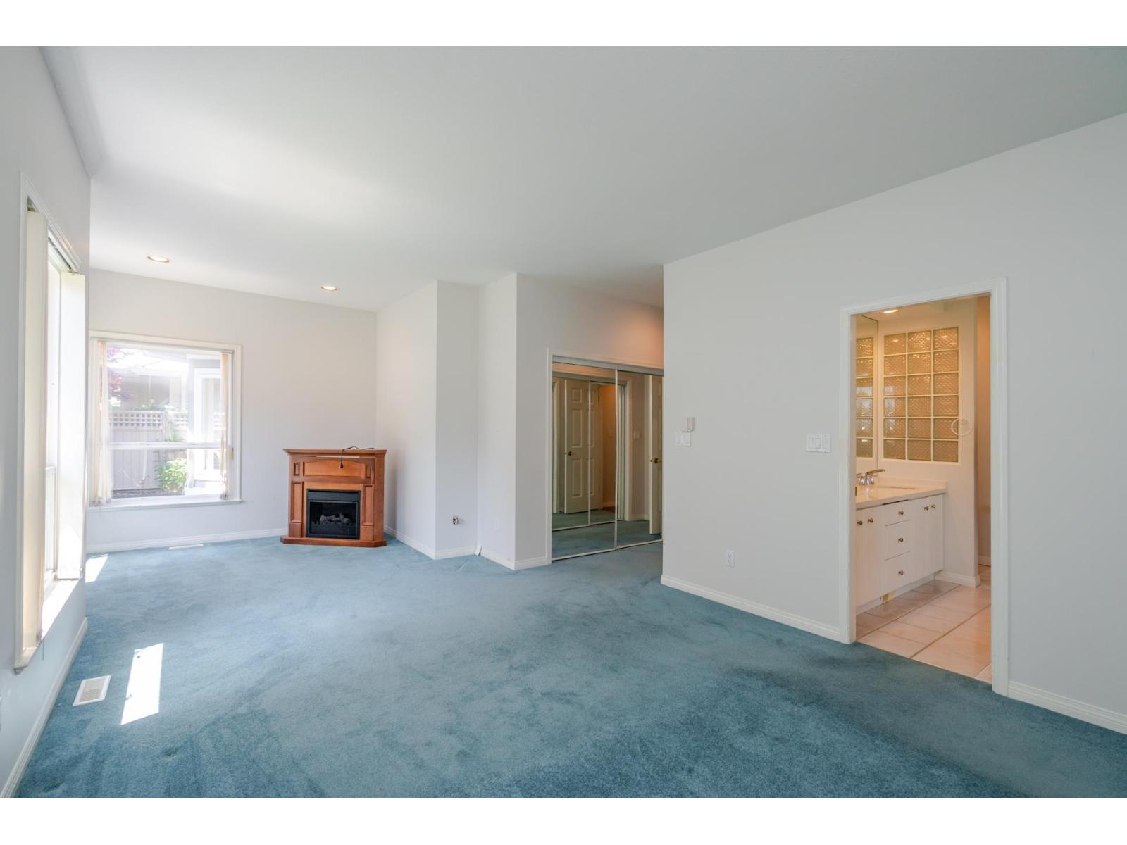 9 1881 144 STREET, Surrey