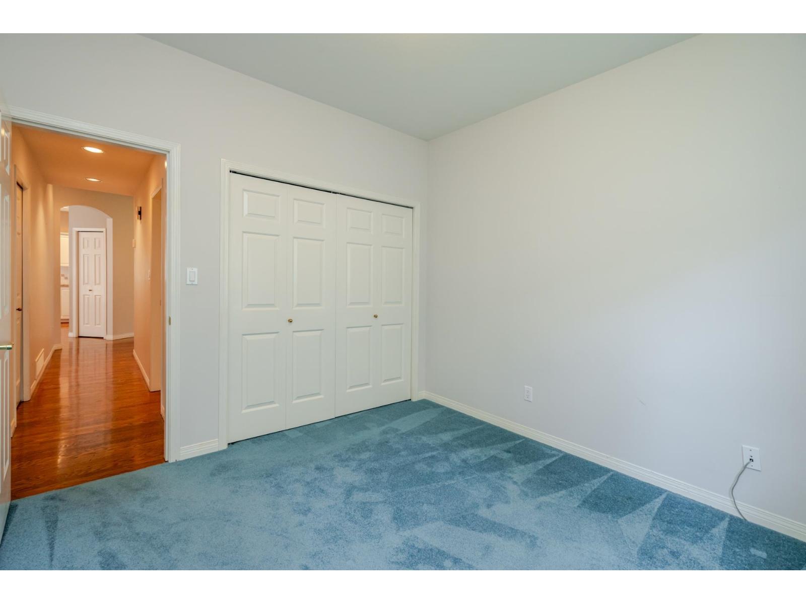 9 1881 144 STREET, Surrey