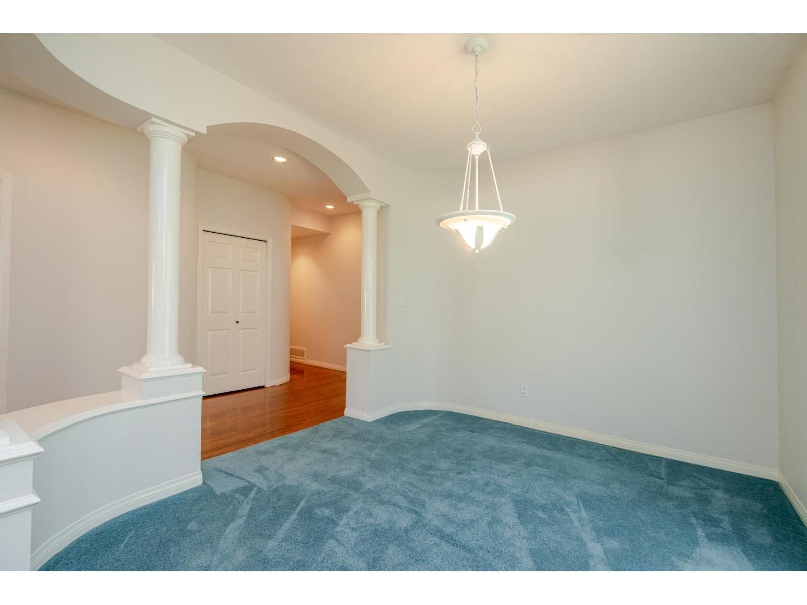 9 1881 144 STREET, Surrey