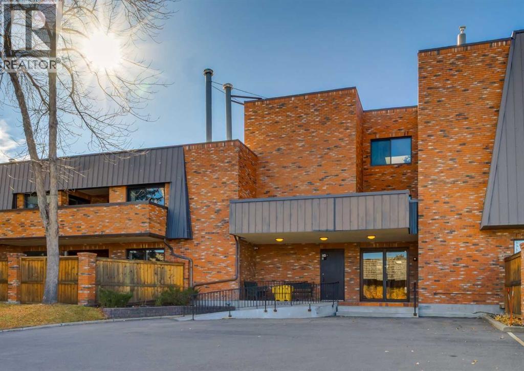 Single Family House for Sale in   Oakfield Drive SW Oakridge Calgary 