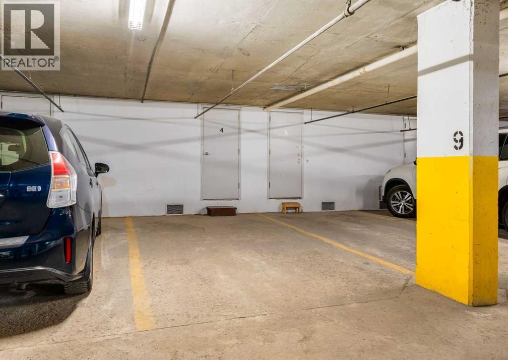 Single Family House for Sale in   Oakfield Drive SW Oakridge Calgary 