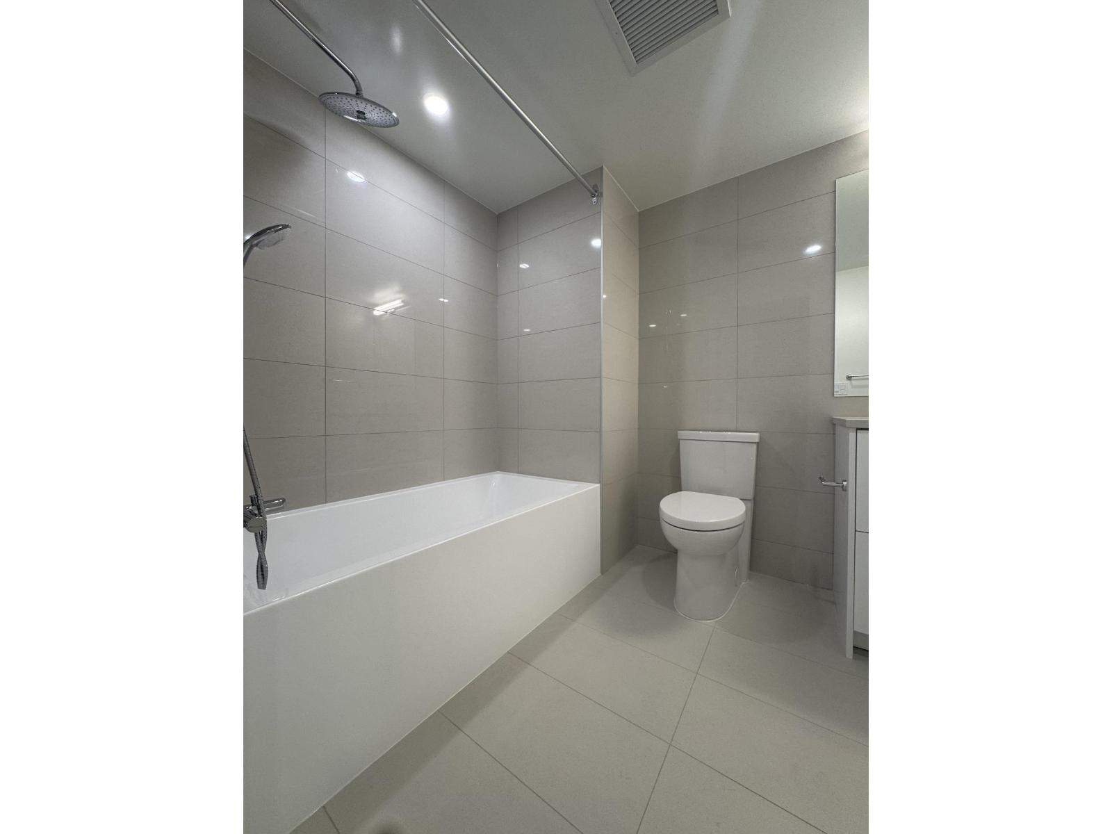 604 13675 107A AVENUE, Surrey