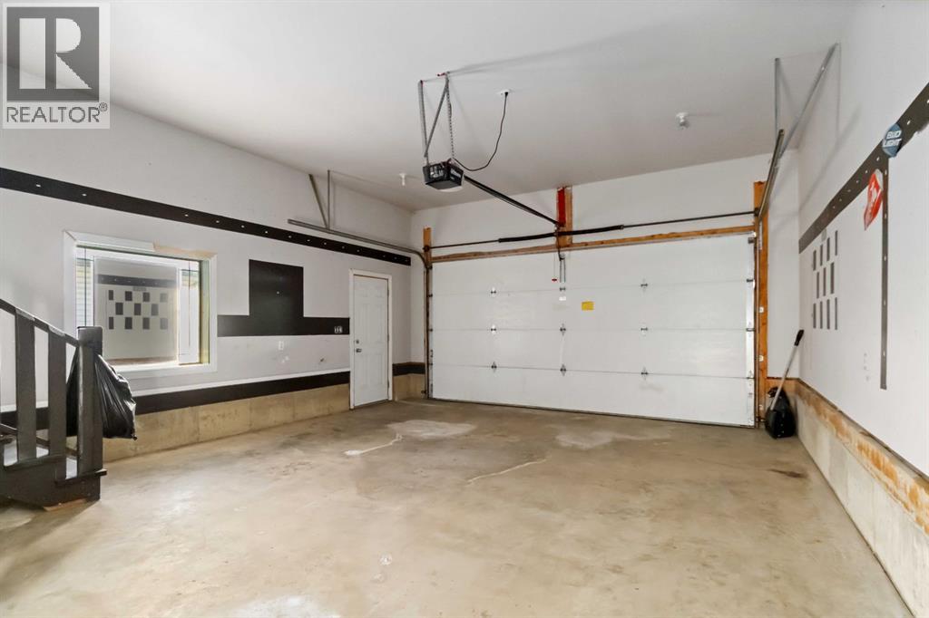 104 Philpott Bay, Fort McMurray