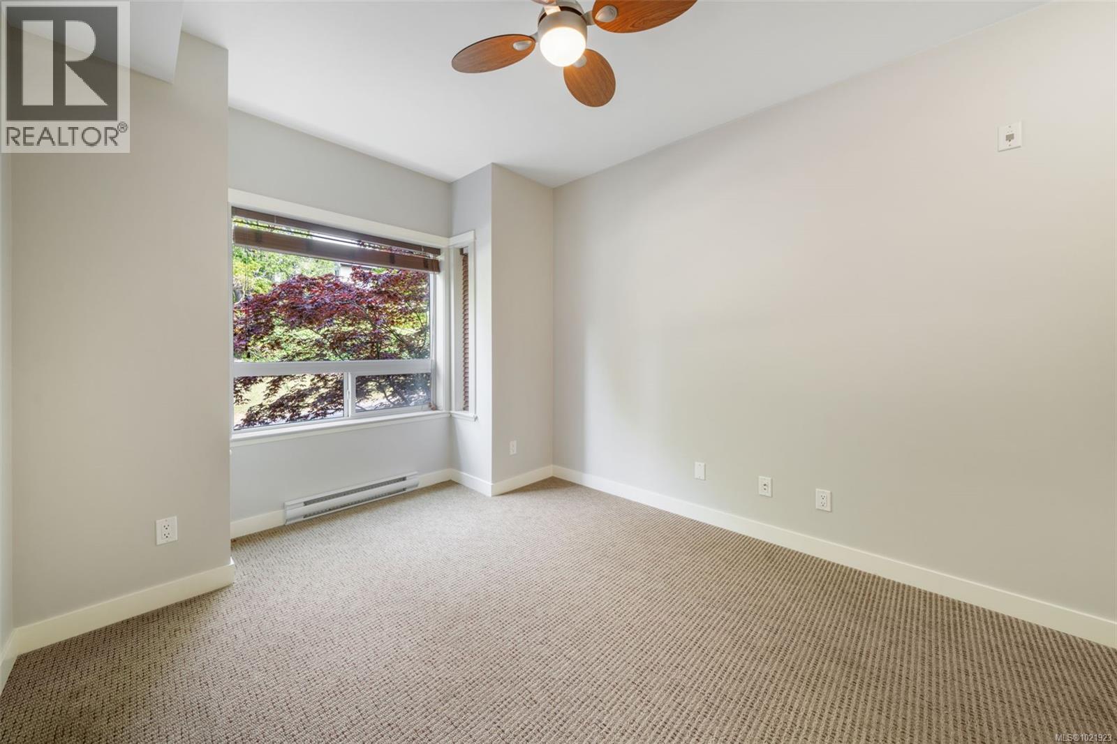 210 201 Nursery Hill Dr, View Royal