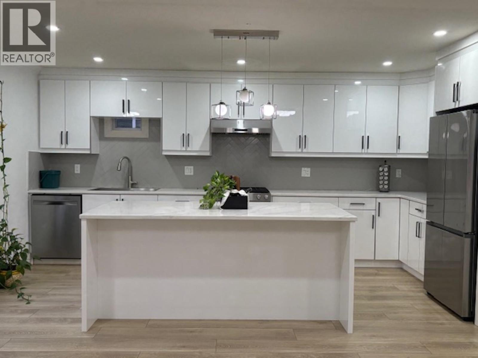 23923 121 AVE AVENUE, Mackenzie