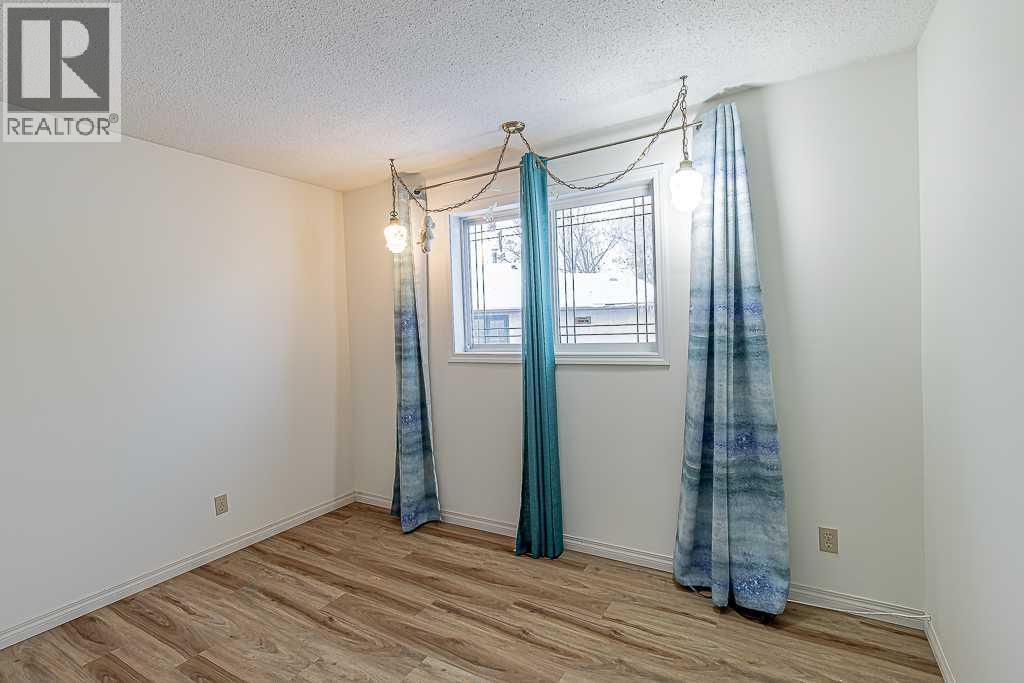 111 Christina Court, Fort McMurray