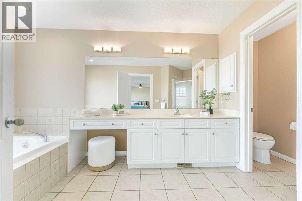 Single Family House for Sale in  Tusslewood Heights NW Tuscany Calgary 