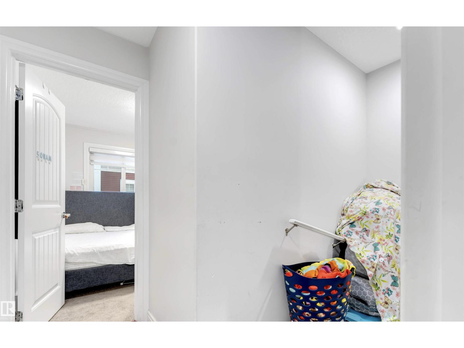 #50 2803 14 AV NW, Edmonton