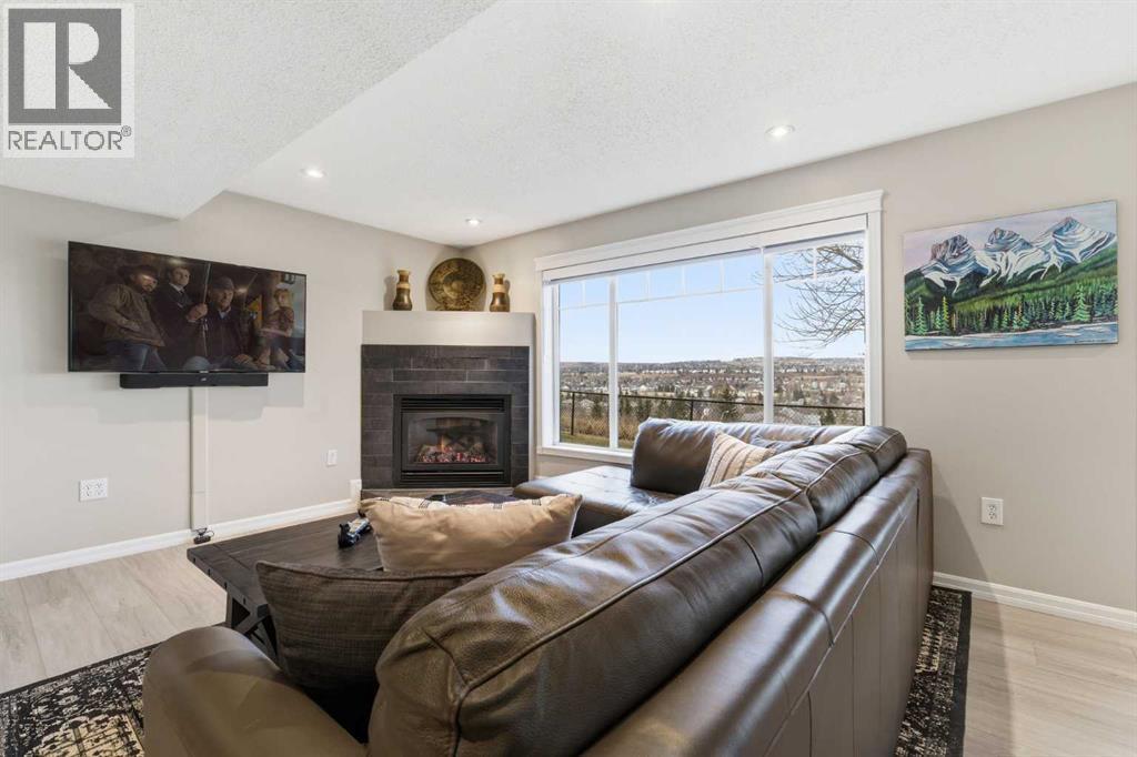 Single Family House for Sale in  Hidden Creek Gardens NW Hidden Valley Calgary 