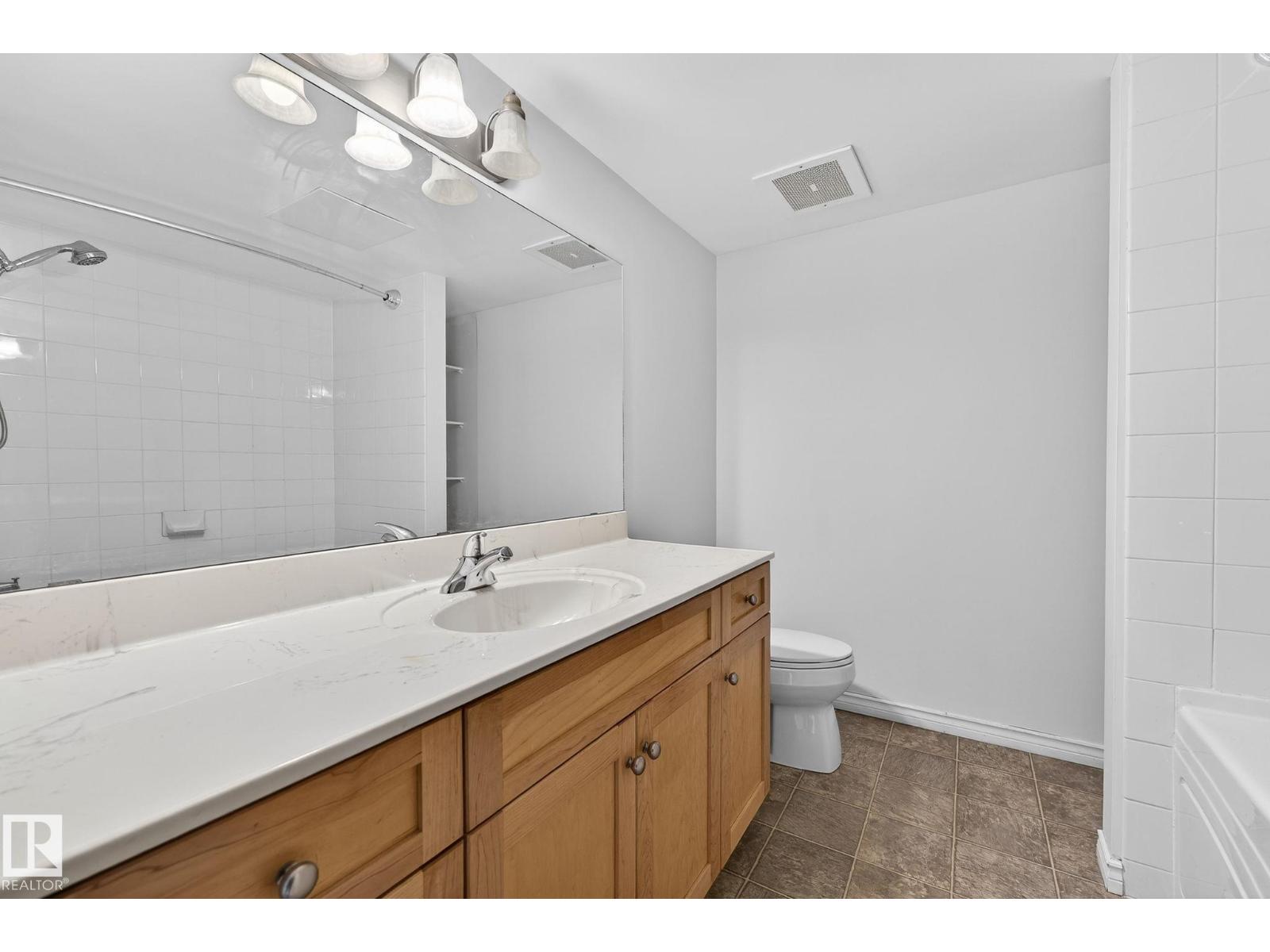 #420 12110 106 AV NW, Edmonton