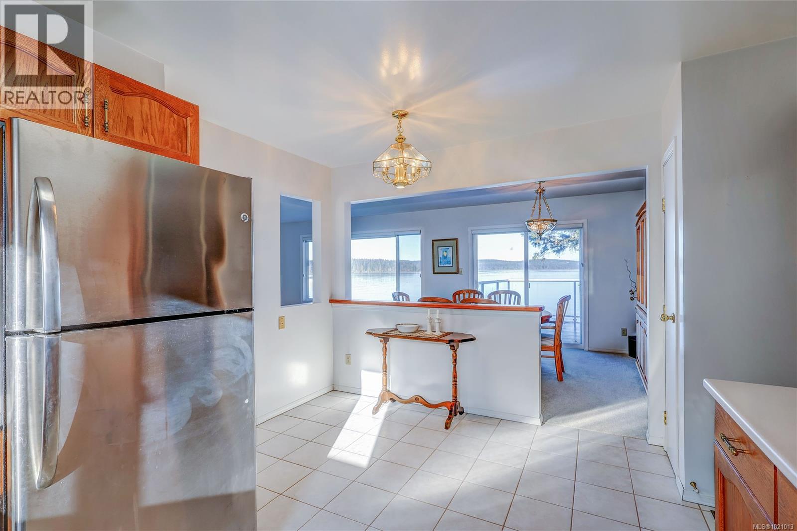 2112 Beach Dr, Port McNeill