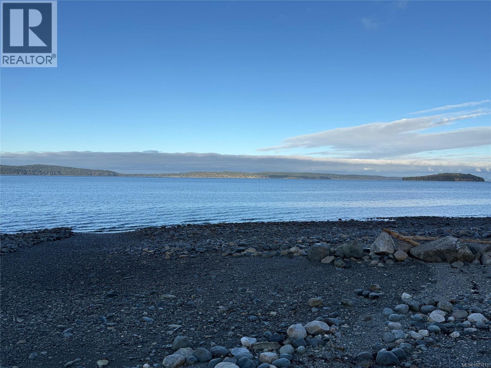 2112 Beach Dr, Port McNeill