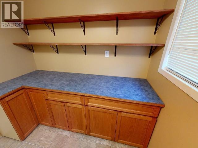 5646 MANSON AVE, Powell River