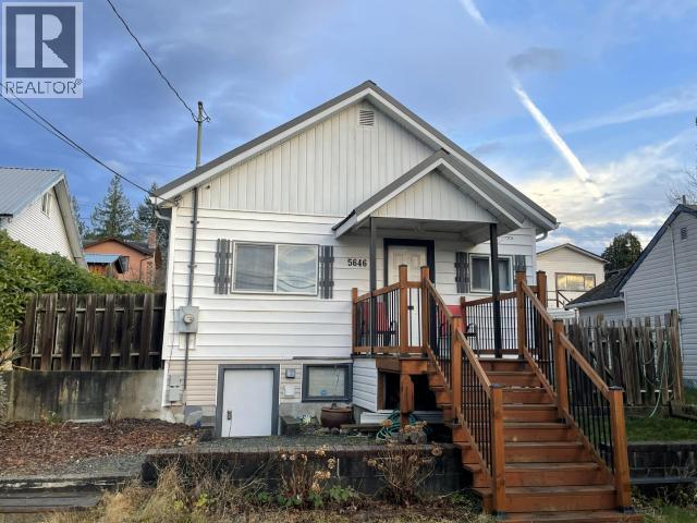 5646 MANSON AVE, Powell River