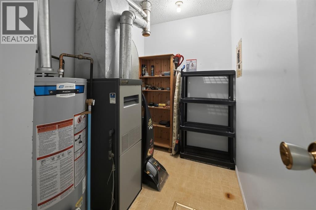 5531 43 Street, Innisfail