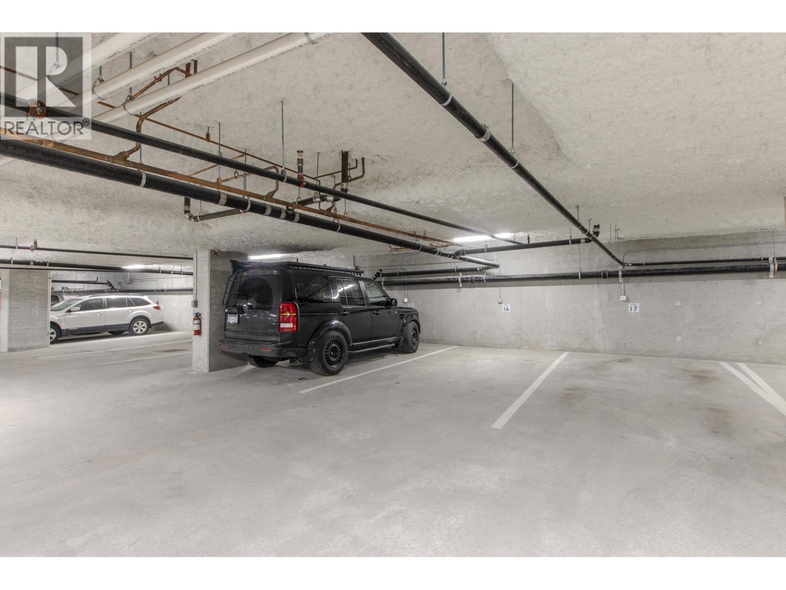 202 1870 DOWAD DRIVE, Squamish