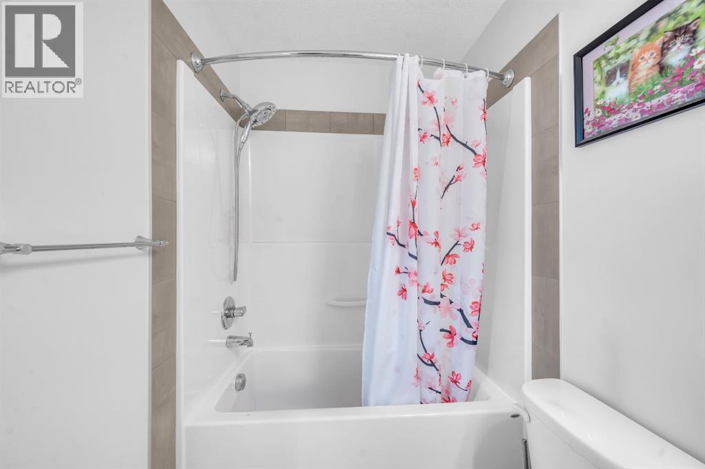 Single Family House for Sale in  Savanna Boulevard NE Saddle Ridge Calgary 