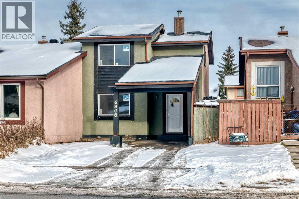 Single Family House for Sale in   Avenue NE Pineridge Calgary 