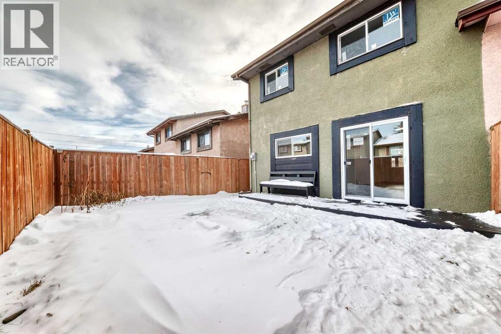 Single Family House for Sale in   Avenue NE Pineridge Calgary 
