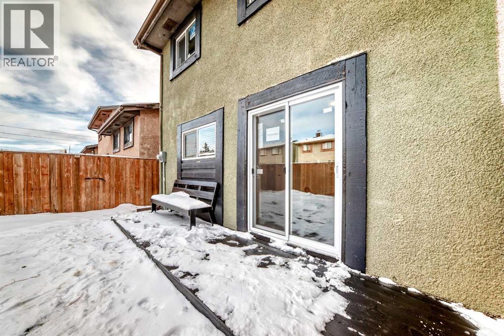 Single Family House for Sale in   Avenue NE Pineridge Calgary 