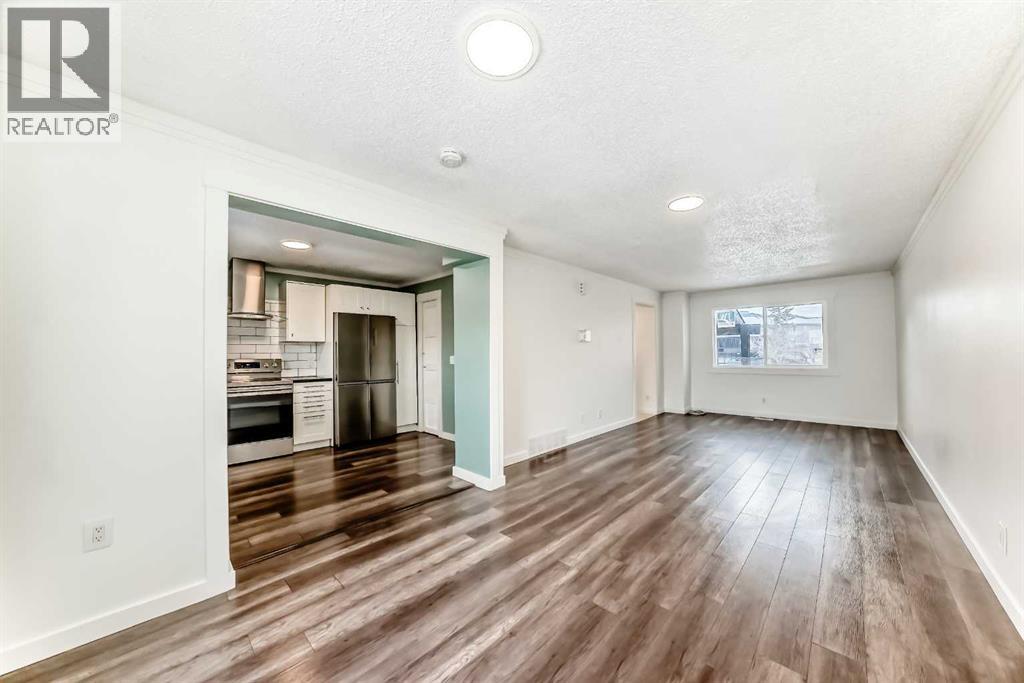 Single Family House for Sale in   Avenue NE Pineridge Calgary 