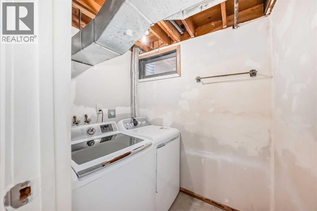 Single Family House for Sale in   Avenue NE Pineridge Calgary 