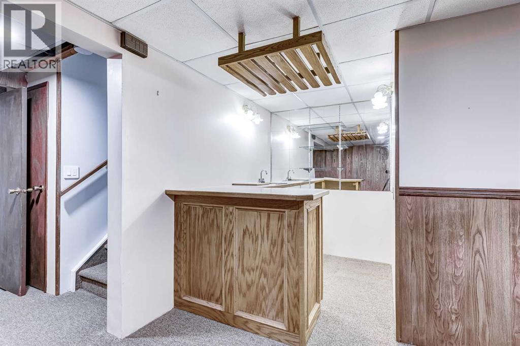 Single Family House for Sale in  Woodsman Lane SW Woodbine Calgary 